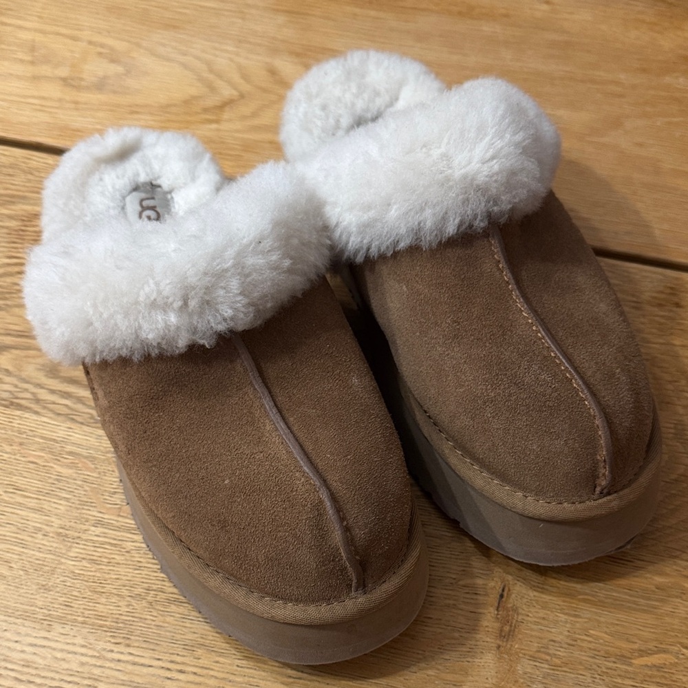 UGG Women's Tan Shearling Slippers